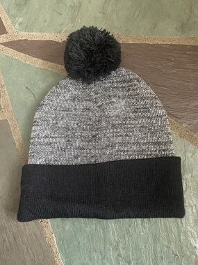 NWOT Sport-Tek Black Knit Beanie